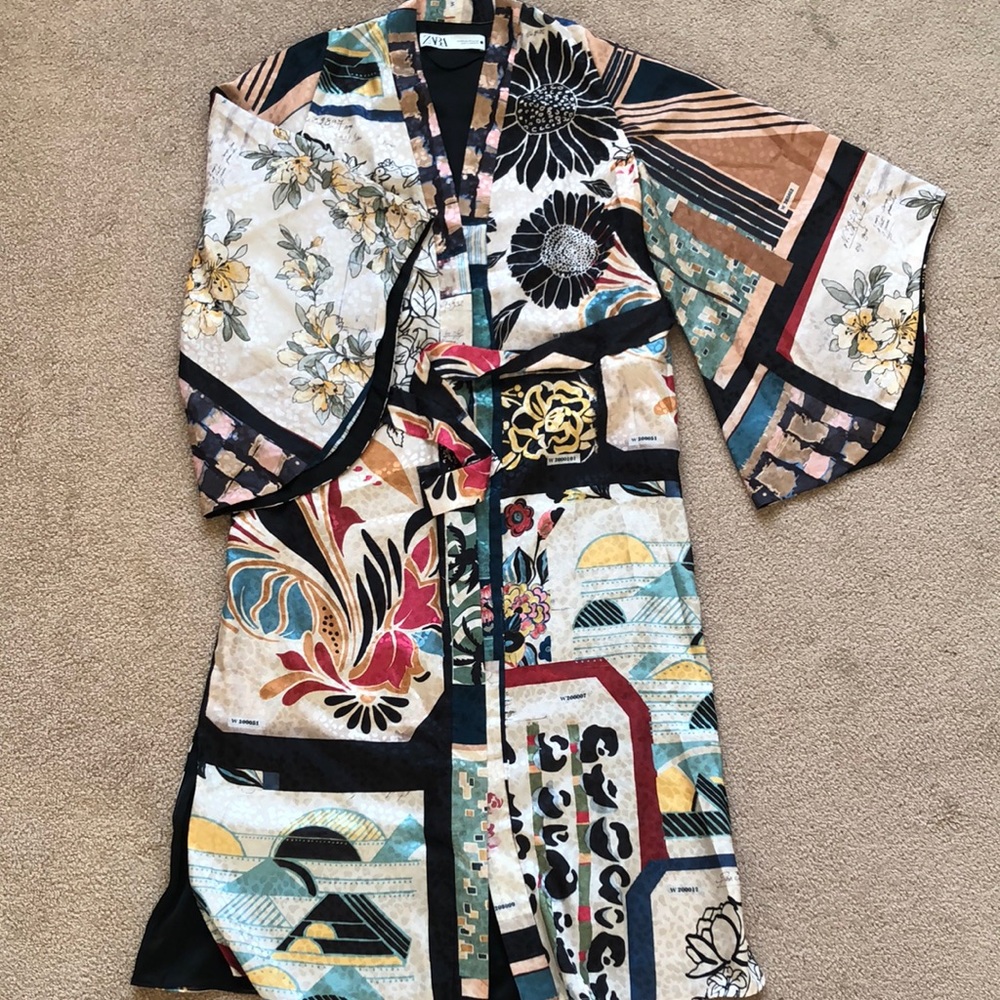 Zara limited edition kimono XS